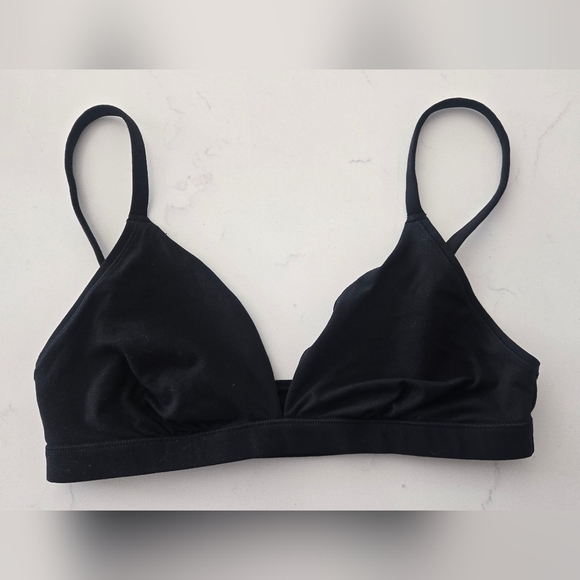 PINK Victoria's Secret Other - VS PINK UNLINED TRIANGLE BRA